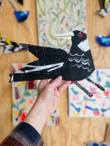 Recycled Creative Creatures : Make a Maggie.