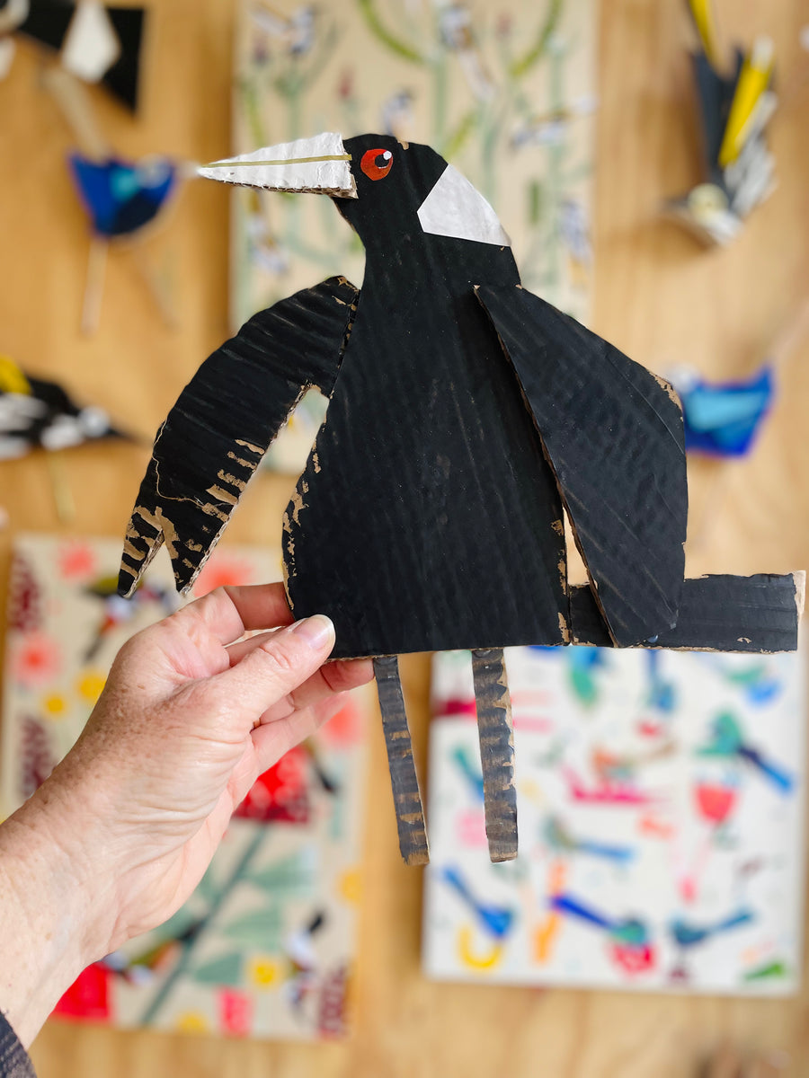 Recycled Creative Creatures : Make a Maggie.